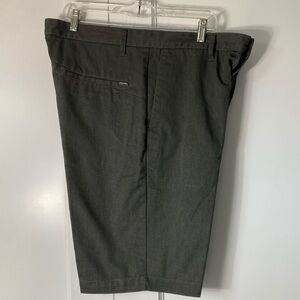 Volcom men’s shorts. NWOT Charcoal Grey. 36.